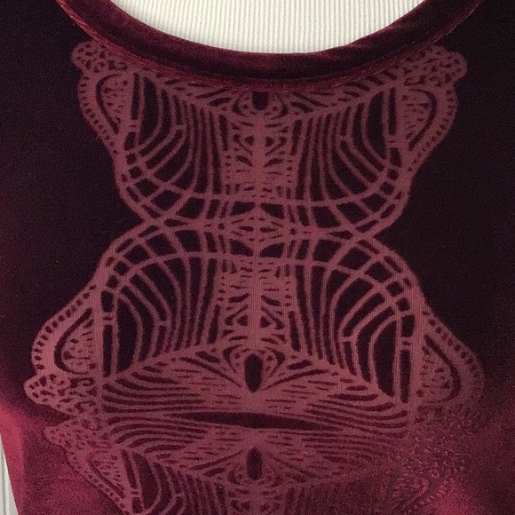 NWT FREE PEOPLE VELVET BURGUNDY  TOP - Picture 4 of 9
